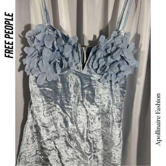 FREE PEOPLE EVA MINI VELVET DRESS IN CELESTIAL NEW SIZE 4 NWT - Picture 8 of 11